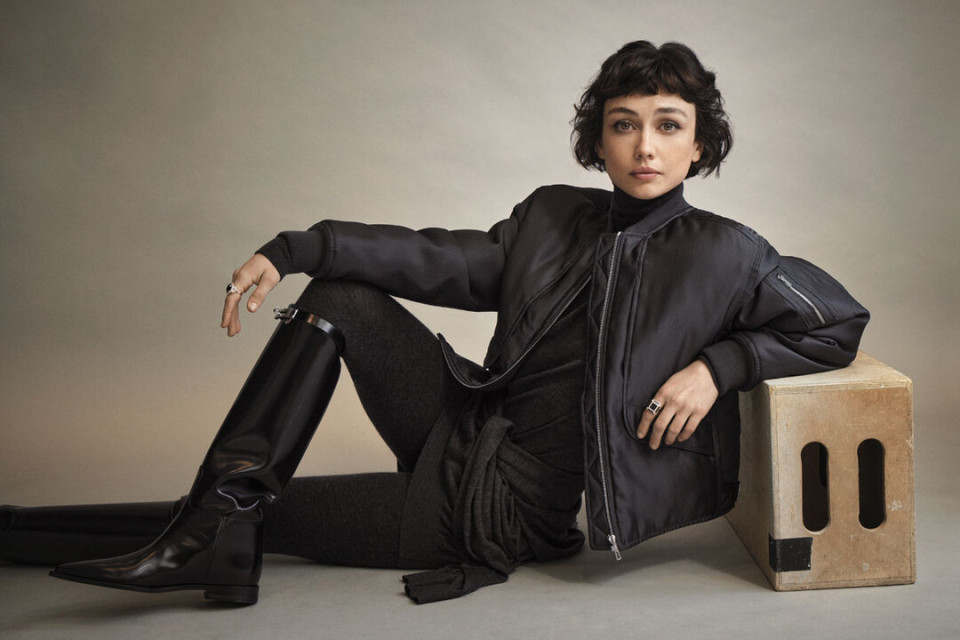 Under the Cover With Sydney Chandler