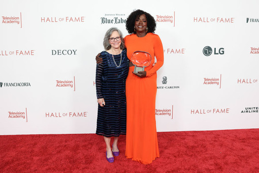 Sally Field and Viola Davis on the Hall of Fame red carpet.